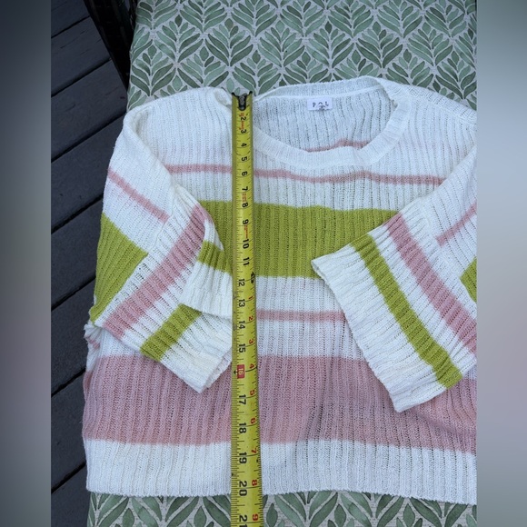 POL Women’s Open Knit Striped Sweater Size Medium Pullover Pink Green - Picture 3 of 6